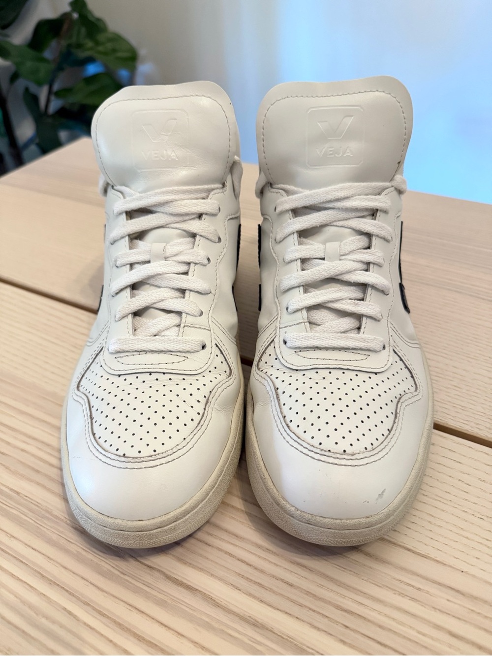 VEJA V-15 Leather White Nautico Navy High Top Sneakers EU 40 US 8.5 - Picture 4 of 8
